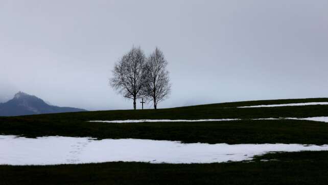 Winterwetter in Bayern: Frost, Glätte und Schneefall