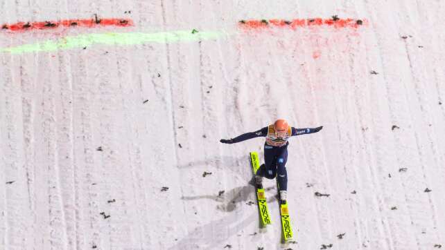 «Er schwebt»: Skispringer Paschke holt Sieg-Triple