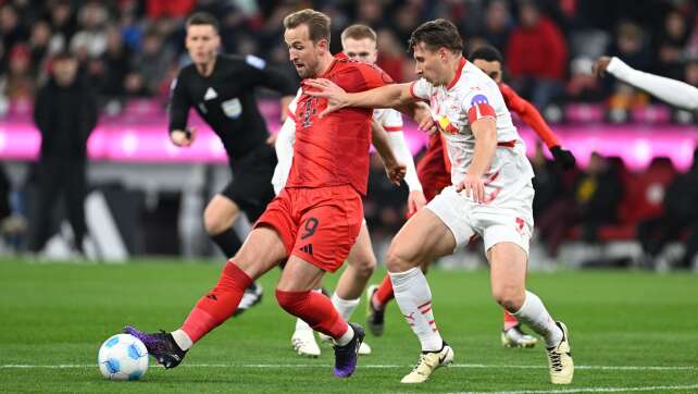 Schweigeminute und Gedenken nach Bayerns 5:1 - «Grauenvoll»