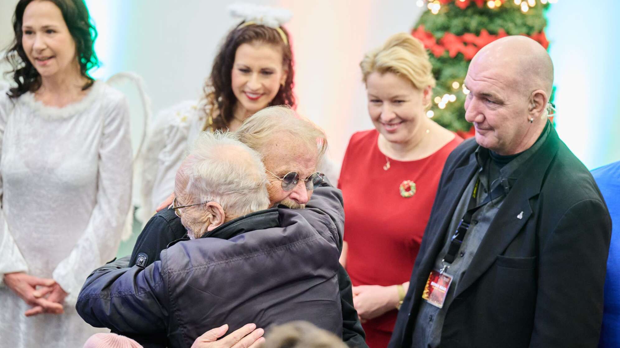 Frank Zanders 30. Weihnachtsfeier für Obdachlose