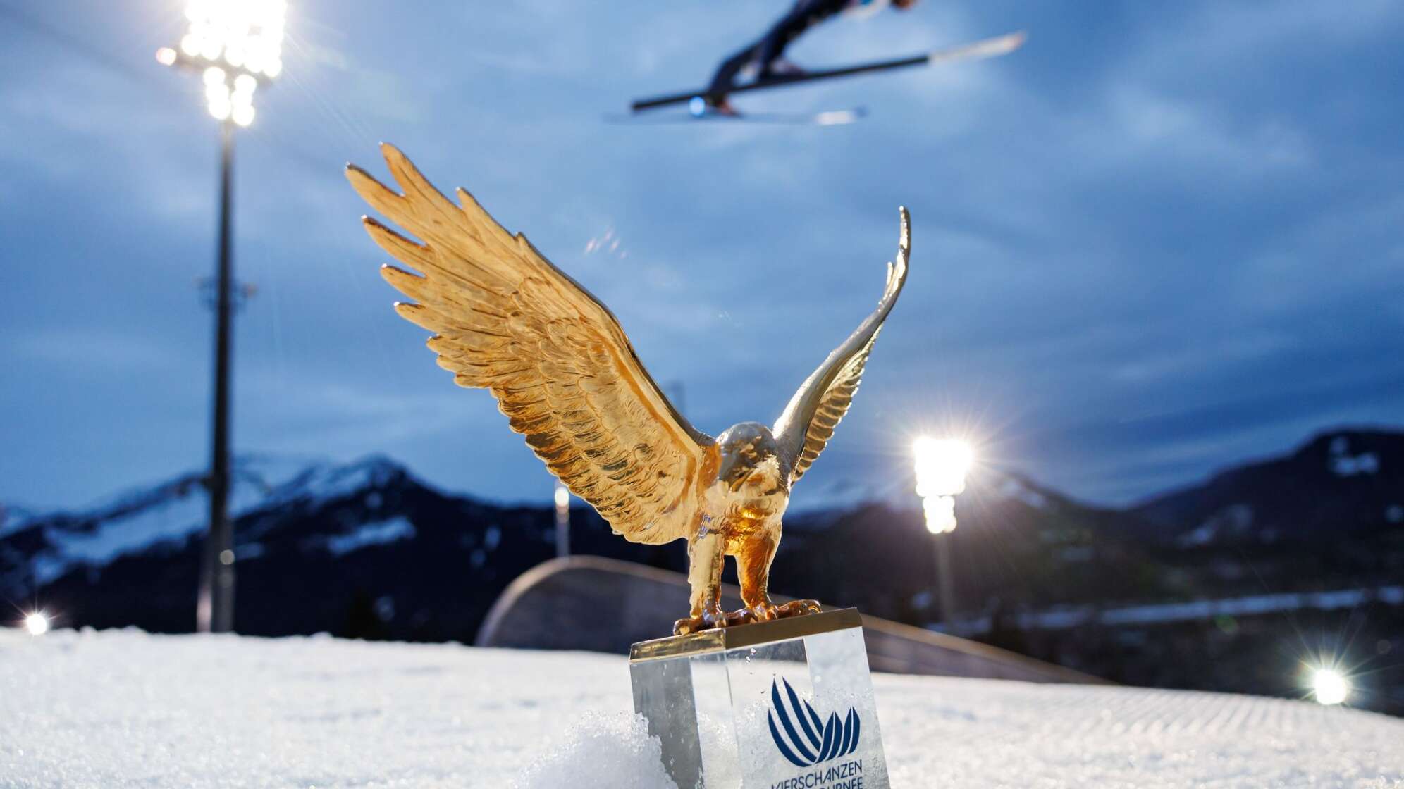 Der goldene Adler für den Sieger der Vierschanzentournee