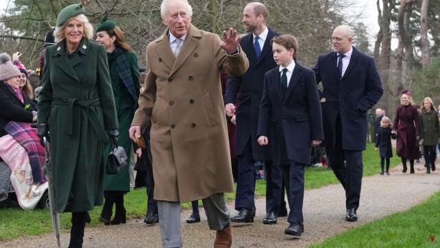 Charles führt Royals um Kate zum Weihnachtsgottesdienst