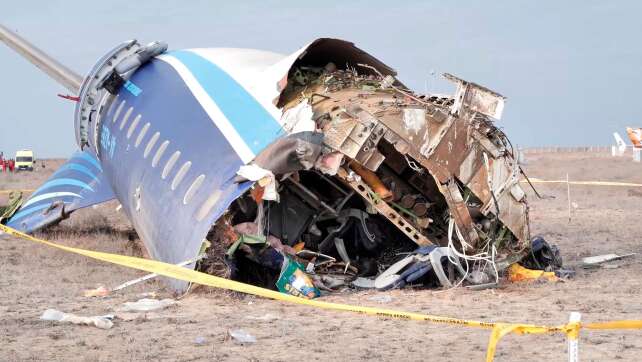 Überlebende und Tote nach Flugzeugabsturz in Kasachstan