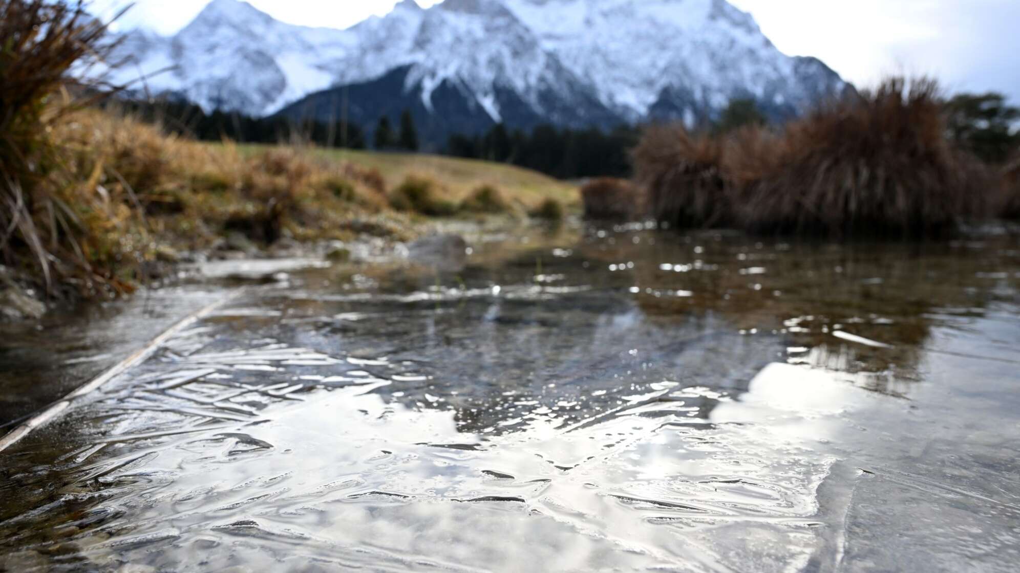 Leichter Frost in den Bergen