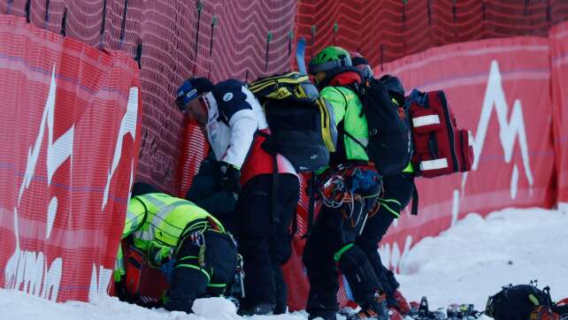 Nach Sturz: Operation bei Ski-Star Sarrazin gut verlaufen