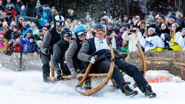 Ex-Wintersport-Stars beim Hornschlittenrennen in Garmisch