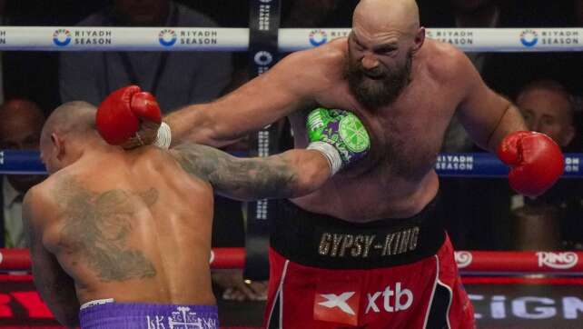 Britischer Box-Star Fury beendet Karriere