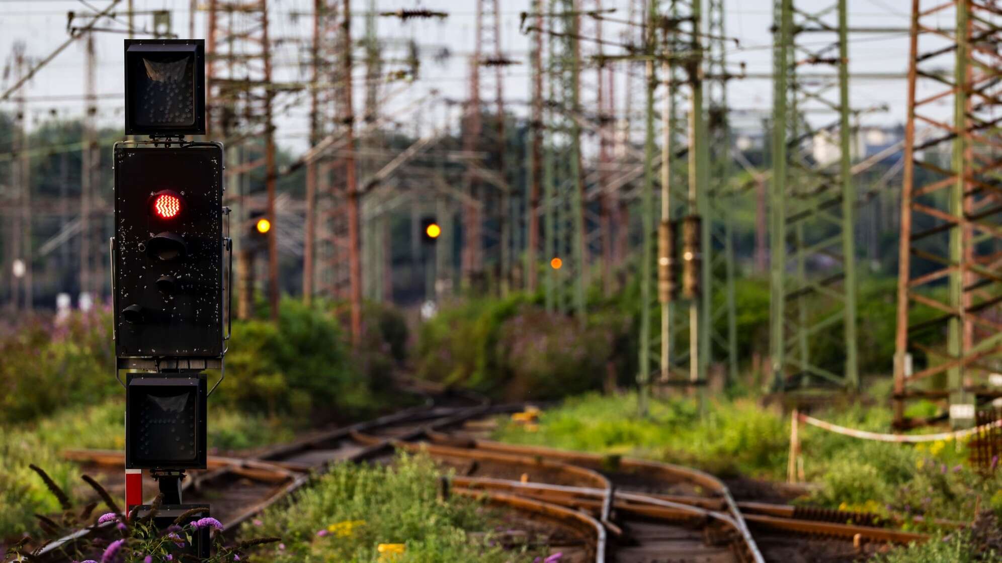 Bahn sperrt erneut knapp zwei Wochen Knotenpunkt Duisburg