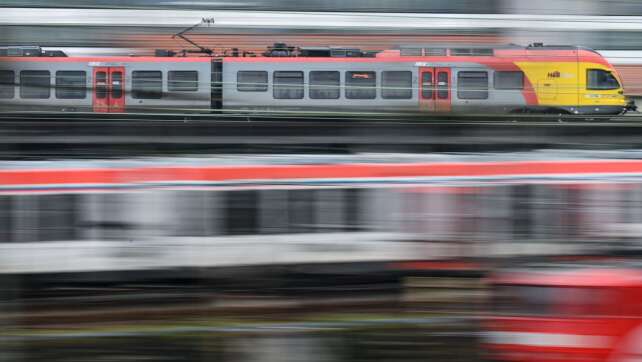 Gleise München-Mühldorf in Sommerferien wochenlang gesperrt