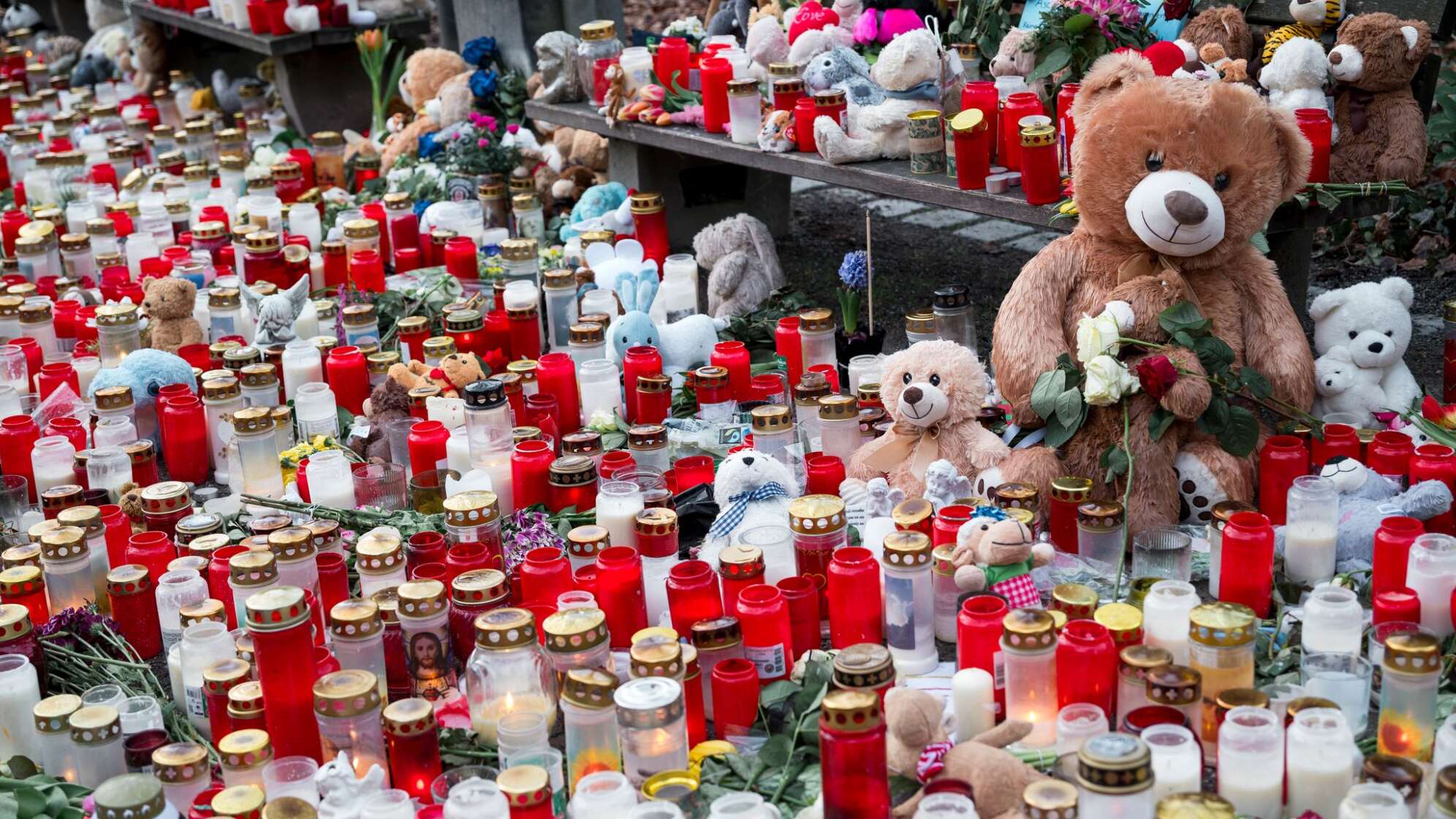 Nach tödlichem Angriff in Aschaffenburg - Trauerfeier