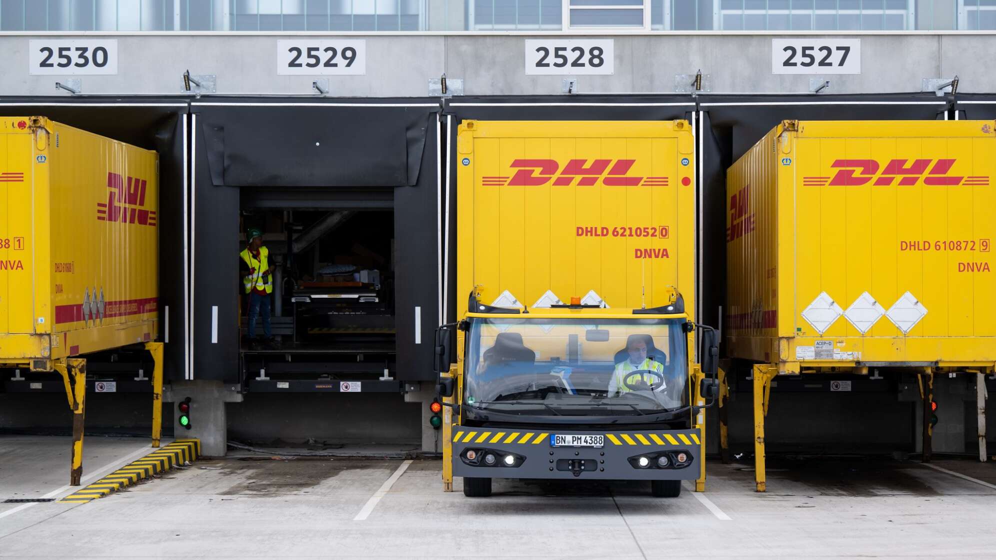 Eröffnung DHL-Paketzentrum