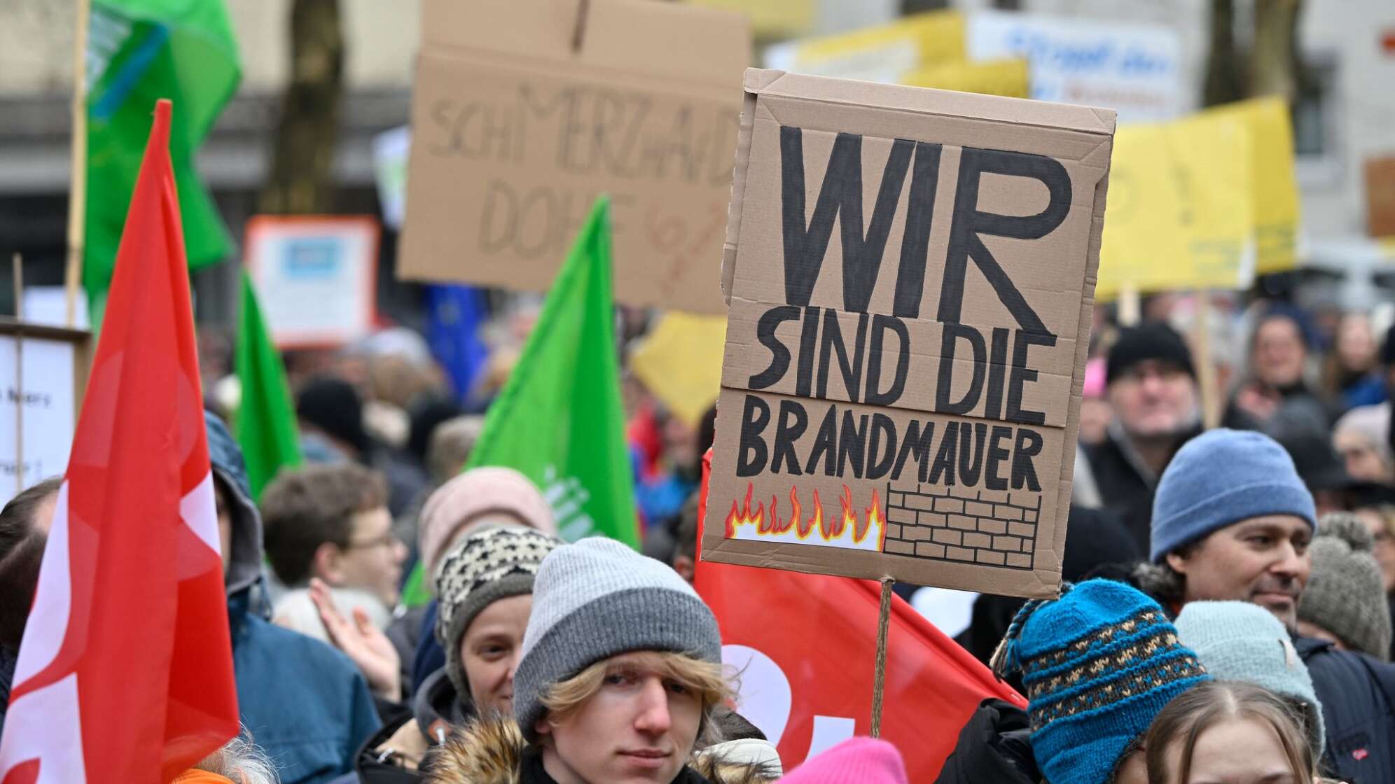 Demos gegen Rechtsextremismus im Vorfeld der Bundestagswahl