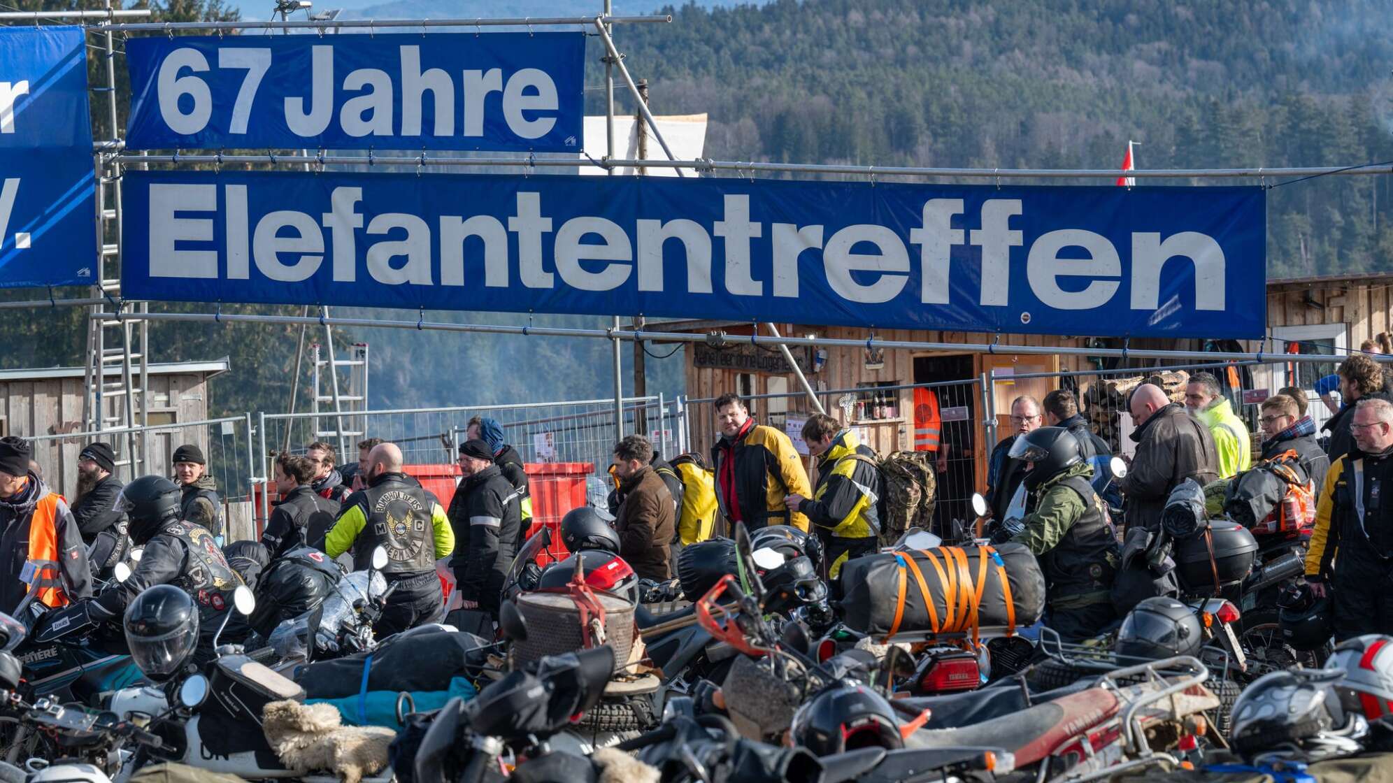 Elefantentreffen der Motorradfahrer im Bayerischen Wald