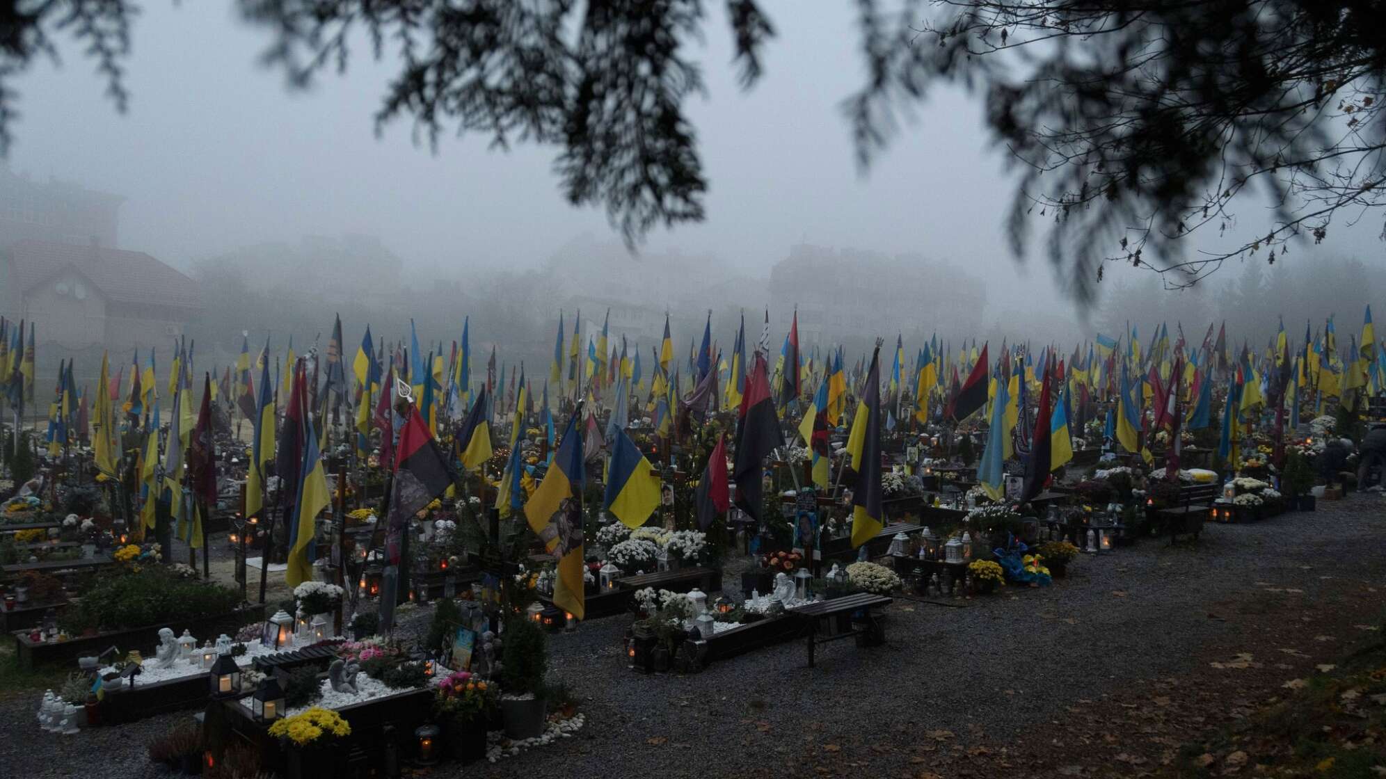 Soldatenfriedhof in der Ukraine