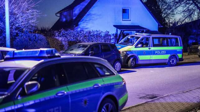 Polizei: Mutter soll Söhne und sich selbst getötet haben