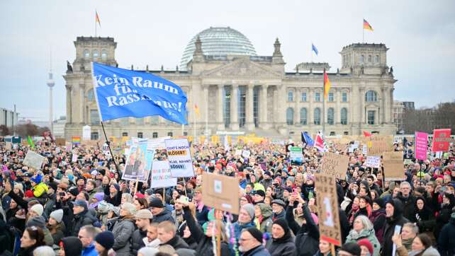 Migrationsdebatte bringt kaum Bewegung in Umfragen