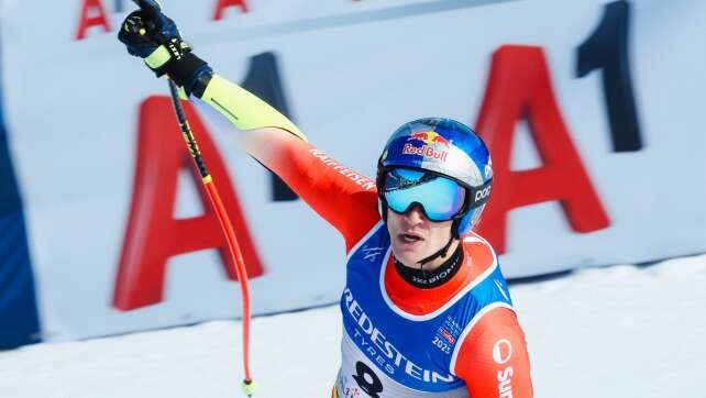 WM-Triumph für Alpin-Star Odermatt im Super-G