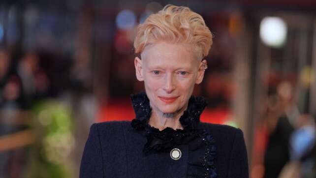 Tilda Swinton teilt Spitze gegen Trump aus