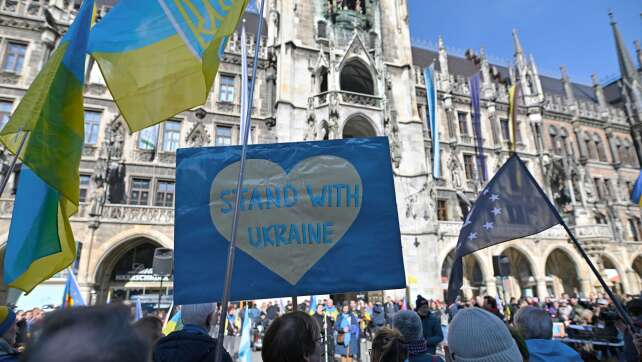 Demonstration zur Unterstützung der Ukraine in München