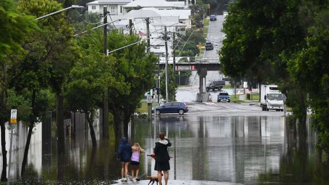 Regen und Überschwemmungen fluten Australiens Ostküste