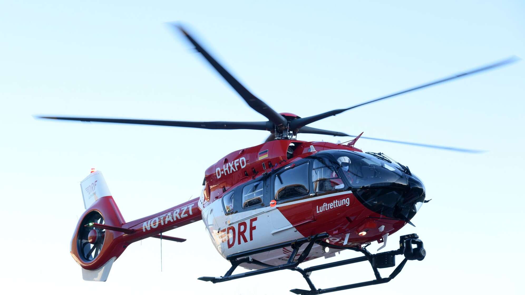 Ein DRF Hubschrauber im Einsatz