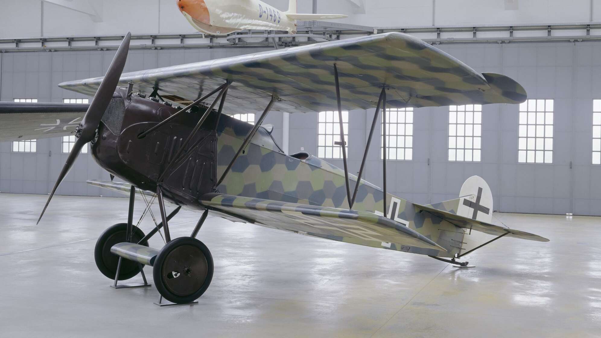 Wohl geraubtes Jagdflugzeug geht zurück in die Niederlande