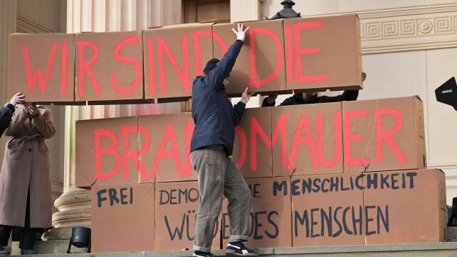 Studie: Brandmauer zur AfD in Ost und West ähnlich fest