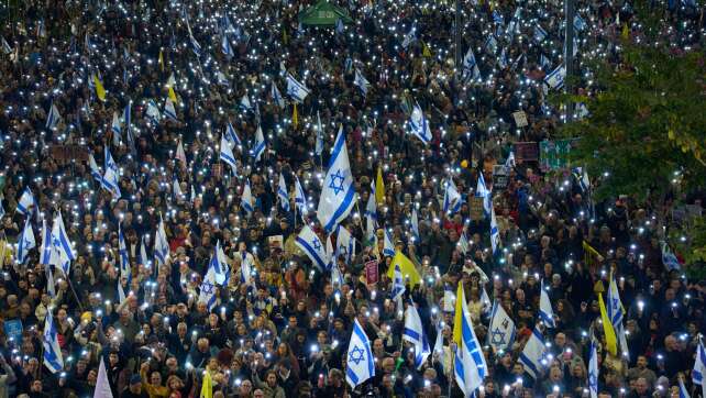 Wachsende Spannungen in Nahost - Massenproteste in Israel