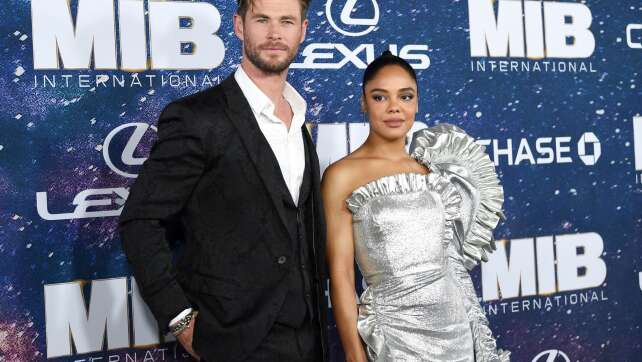 «Thor»-Star: Hemsworth ist «ein Baby mit Muskeln»
