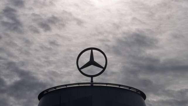 Hunderttausende betroffen: Mercedes ruft Autos zurück