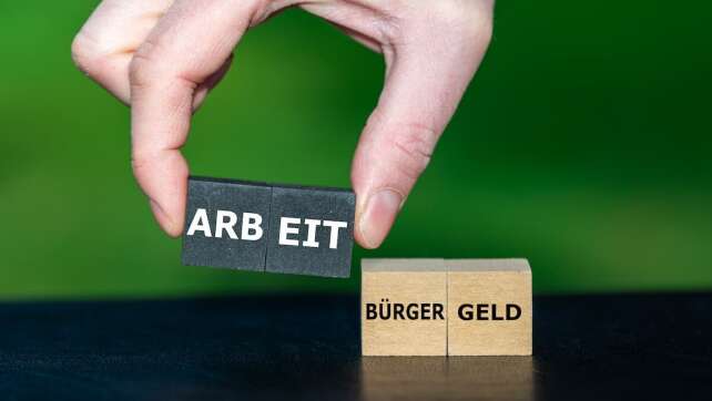 Arbeit gegen Bürgergeld: Ein Blick auf die finanziellen Anreize in Deutschland