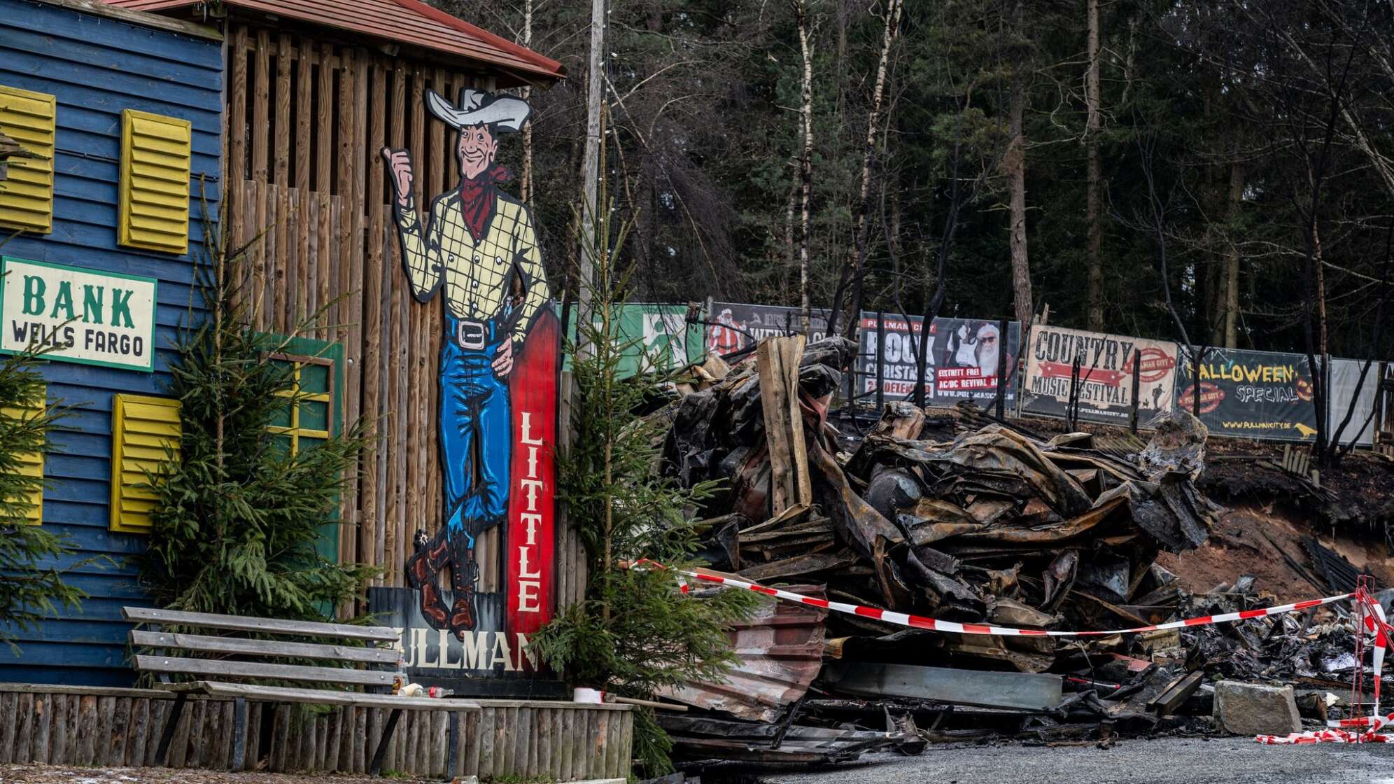 Nach dem Großbrand in der Westernstadt "Pullman City"