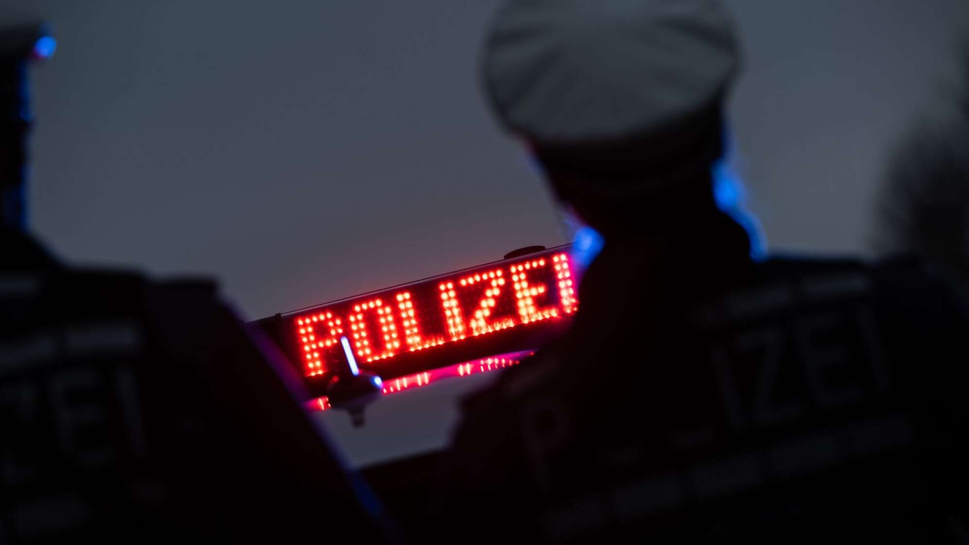 Flucht vor Polizei endet mit Schwerverletzten