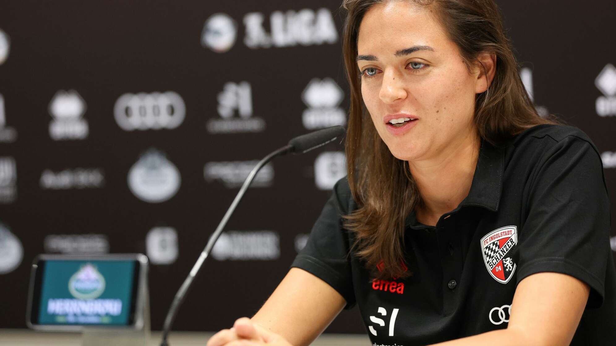 Pressekonferenz FC Ingolstadt mit Sabrina Wittmann