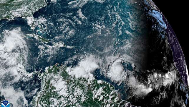 Erster Hurrikan der Saison im Atlantik: Warnung für Barbados