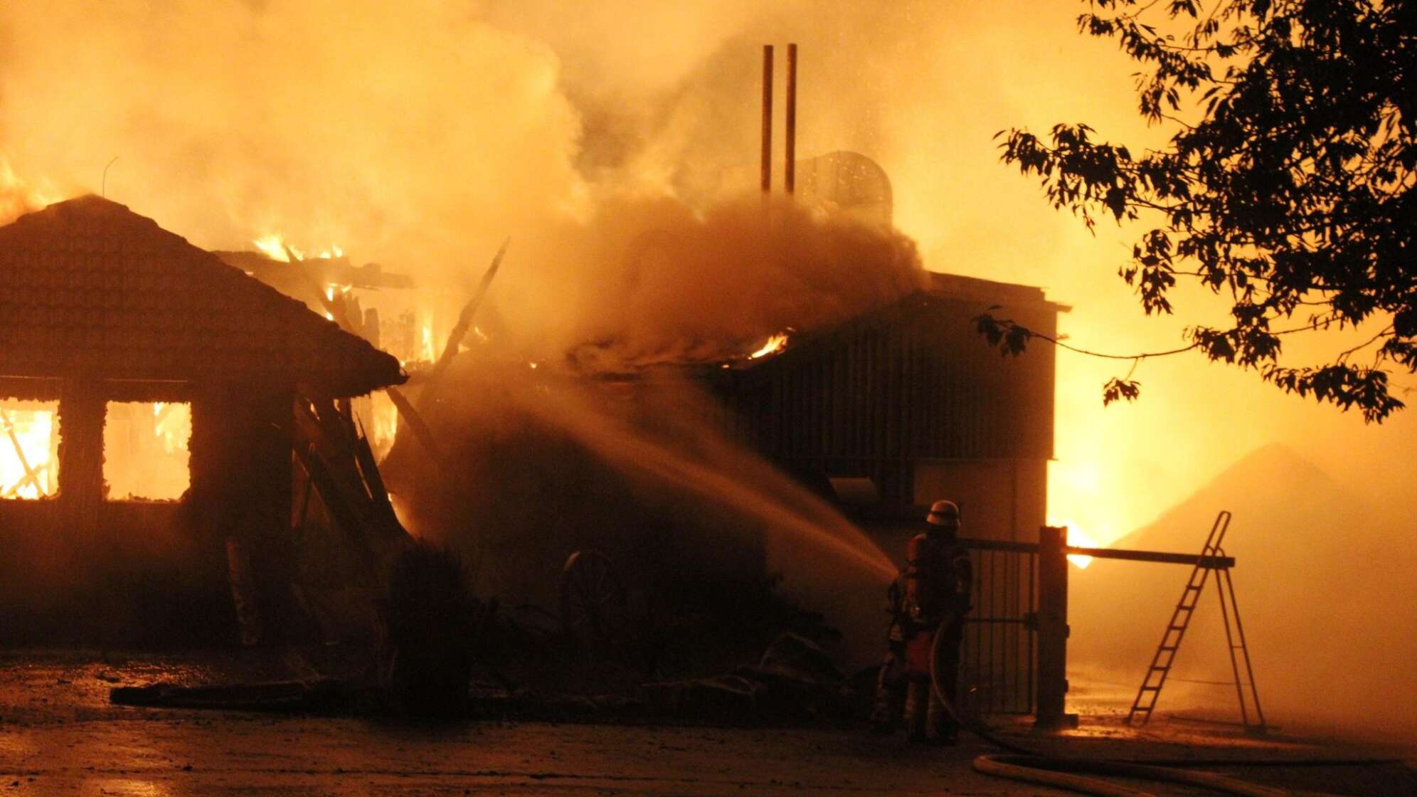 Feuer in Traditionsgasthaus in Passau