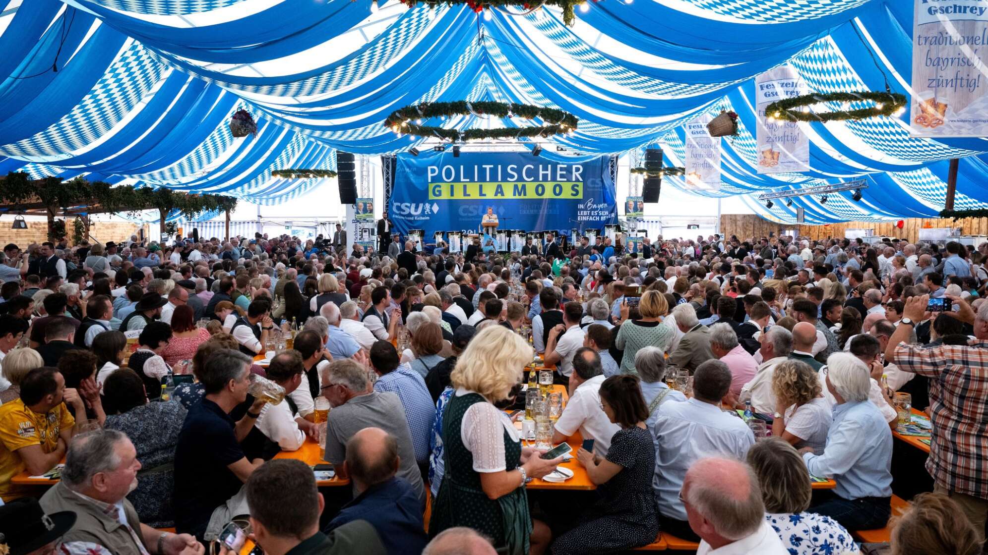 Politischer Frühschoppen auf dem Volksfest Gillamoos