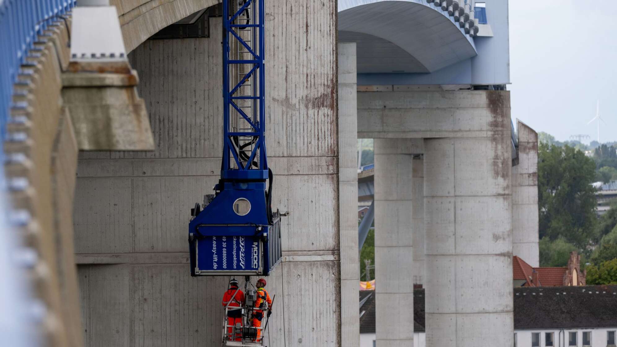 Sperrung der Rügenbrücke wegen Brückenprüfung