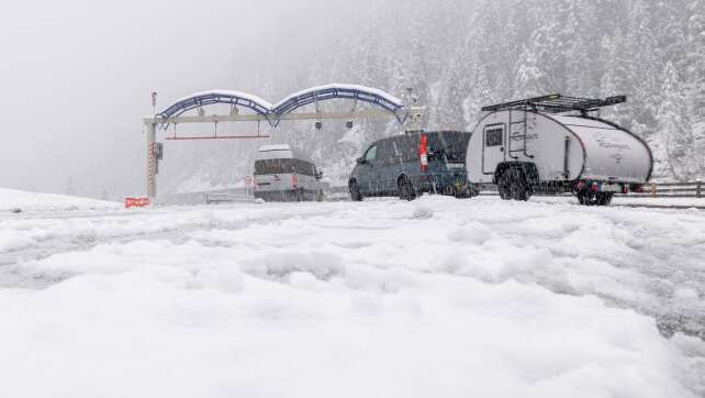 Unwetter-Warnung - Österreichs Bahn rät von Reisen ab