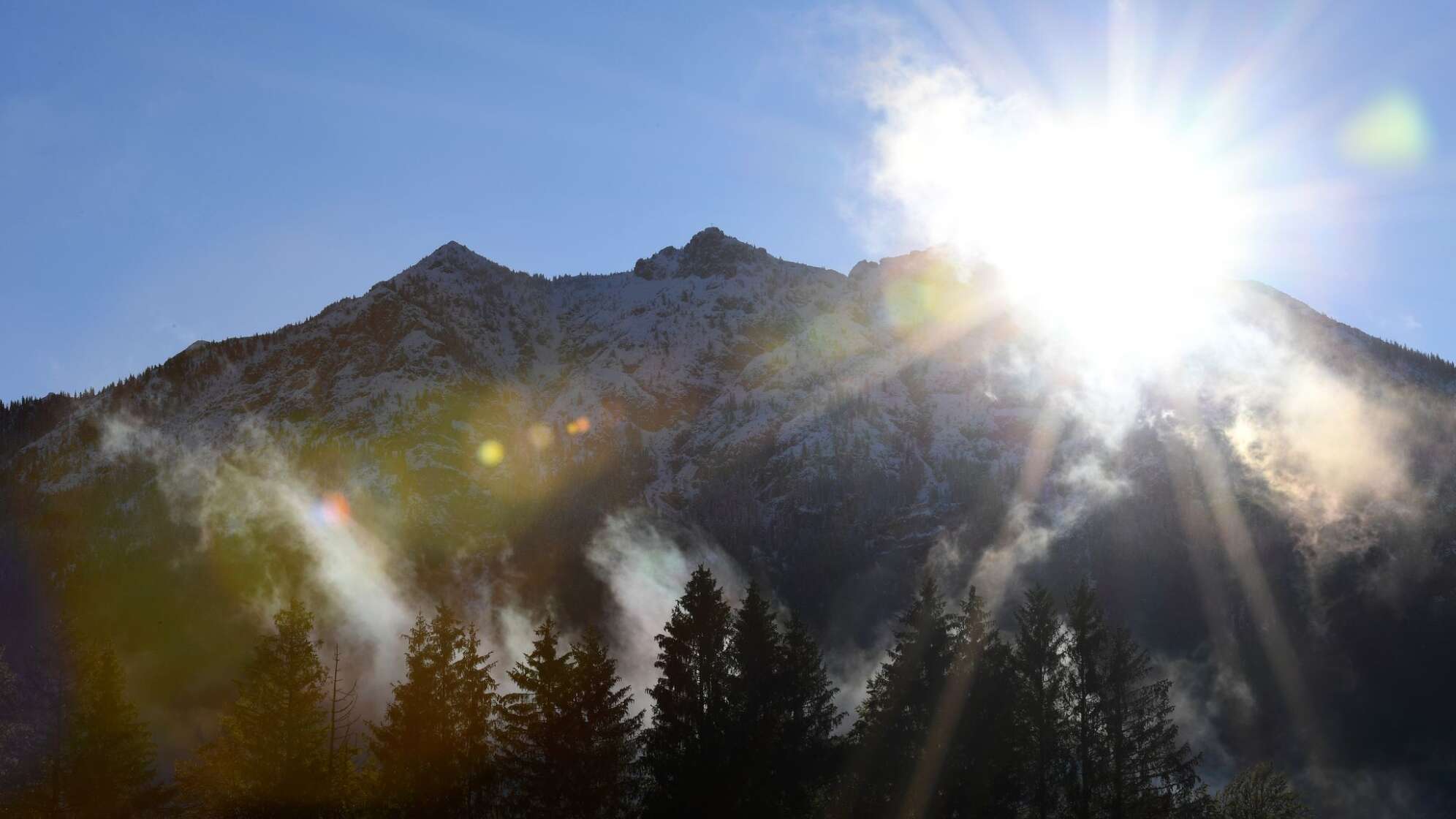 Morgennebel am Karwendelgebirge