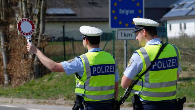 Faeser verspricht: keine langen Staus durch Grenzkontrollen