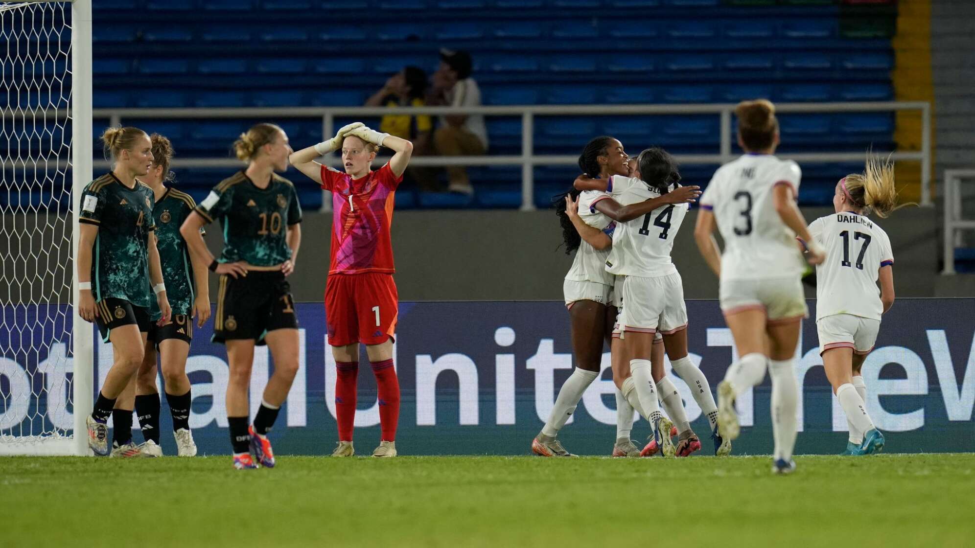 Frauen U20-WM: USA - Deutschland