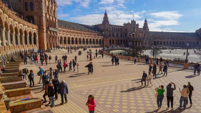 Sevilla führt «Eintritt» für Hauptplatz der Stadt ein