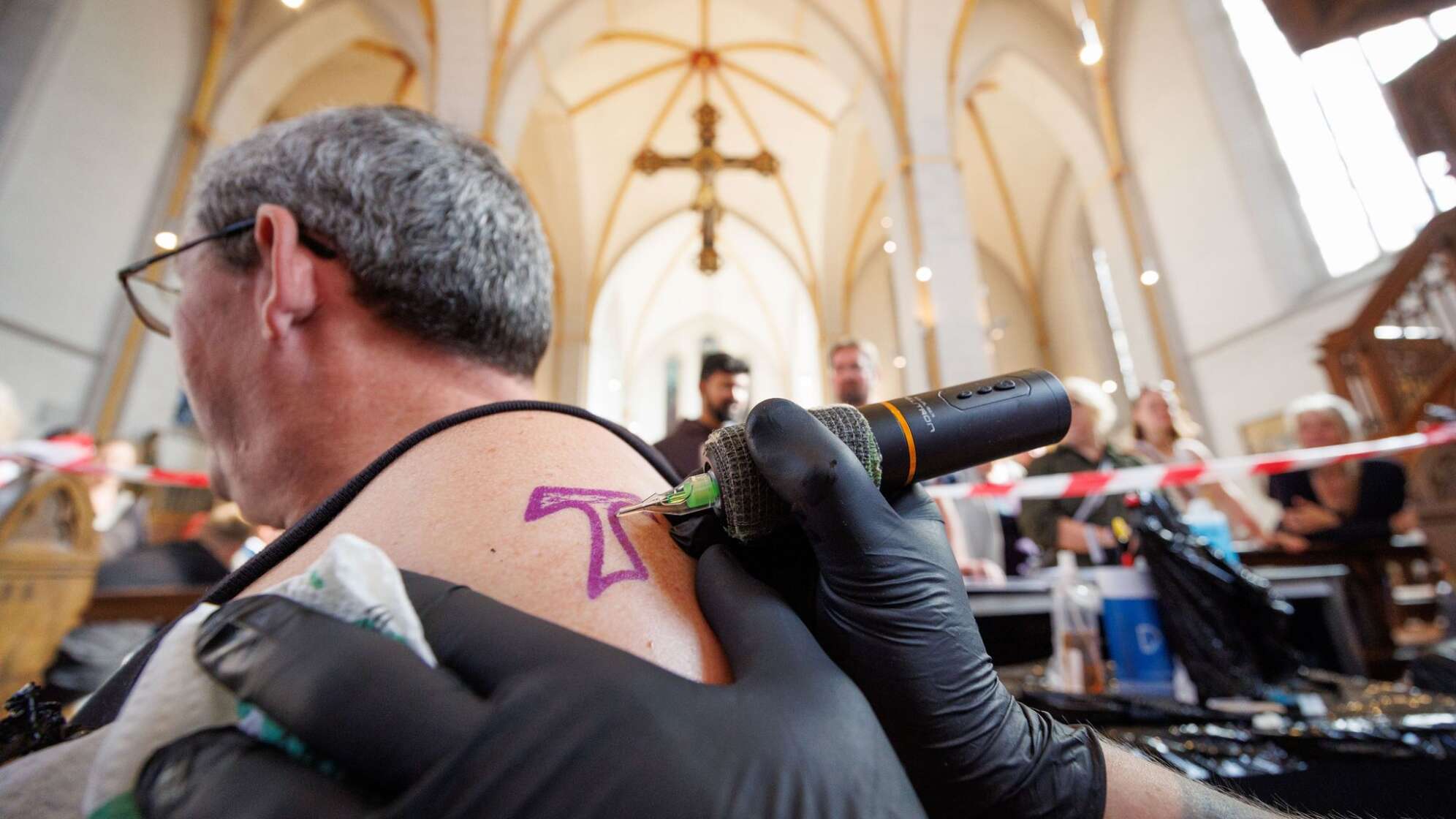 Tattoo-Gottesdienst in der Johanniskirche