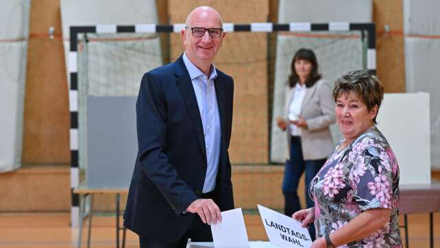 Prognosen: SPD setzt sich in Brandenburg gegen AfD durch