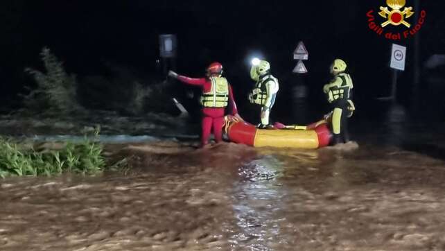 Zwei Deutsche nach Überschwemmung in Italien vermisst