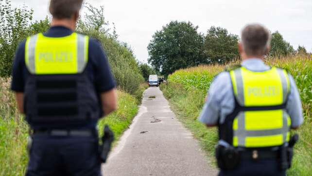 Rätsel um Leichen in Maisfeld: Identität eines Toten geklärt