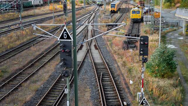 Ausschreibung für zwei Bahn-Verbindungen gestoppt