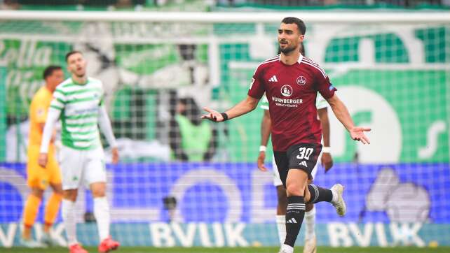 Kloses Nürnberger feiern 4:0-Sieg im Frankenderby