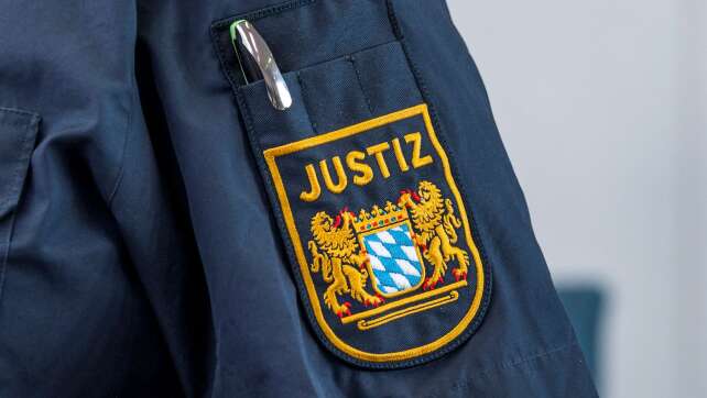 Dreiste Betrüger wollen Opfer bei Justizgebäude ausnehmen